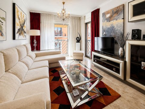 Salón de piso reformado en el centro de Alicante